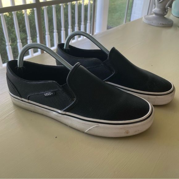 VANS Black Leather Slip Ons 721461 - Picture 1 of 11